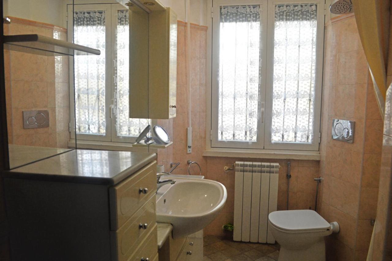 Appartamento In Via Calvi Lido di Ostia Exteriör bild